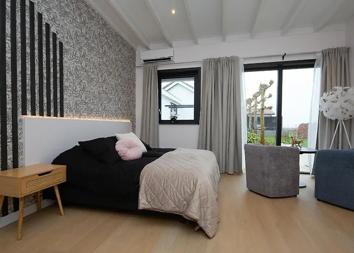 Tulip بيت ضيافة 3*